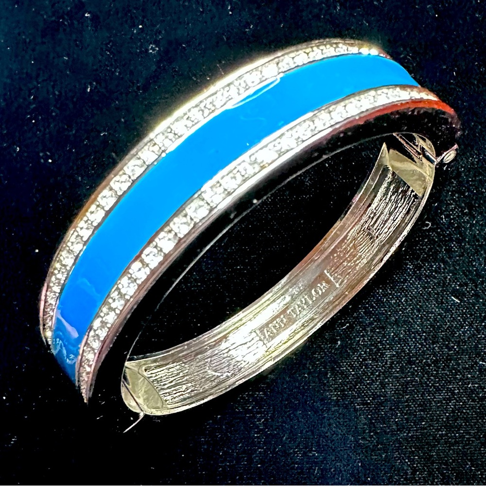 ANN TAYLOR - BLUE Rhinestone hinged Cuff Bracelet with safety clasp, blue/silver